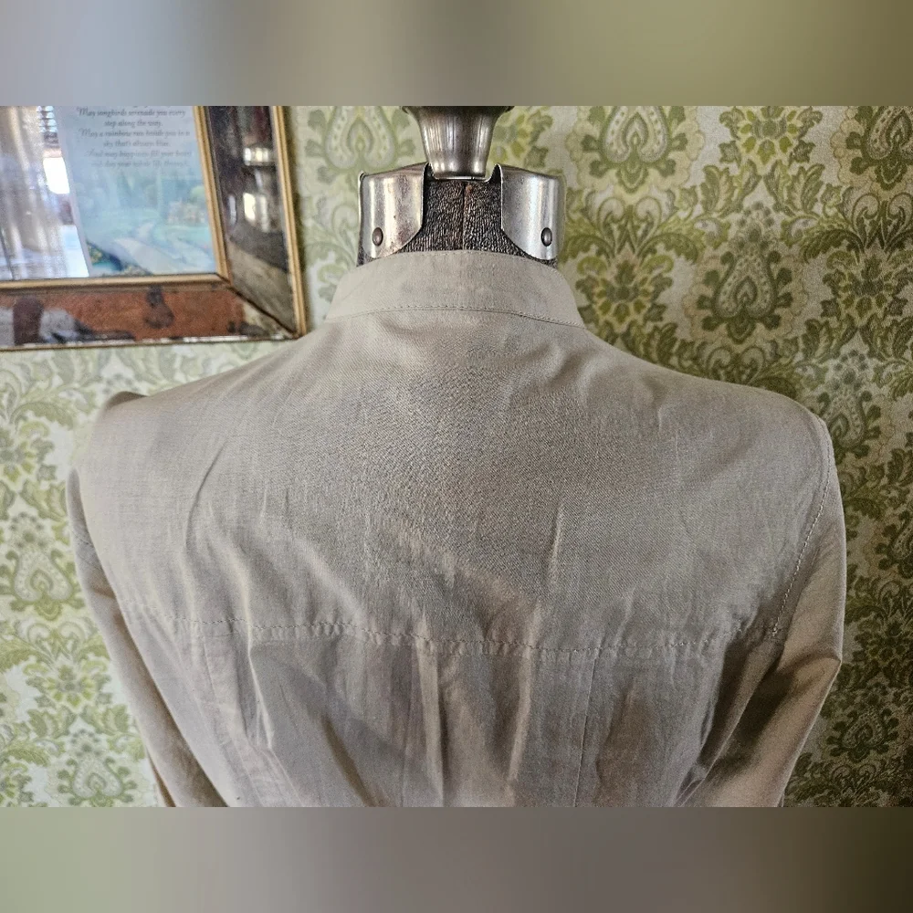 Michael Kors Small blouse with tie-belt - Picture 9 of 13